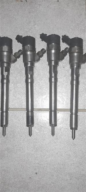 Hyundai santafe 2.2 injectors for sale