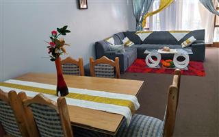 Townhouse For Sale in Southernwood