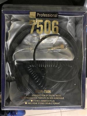 Sony MDR-7506