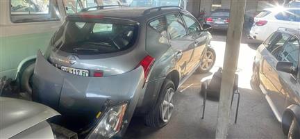 Nissan Murano stripping for spares.