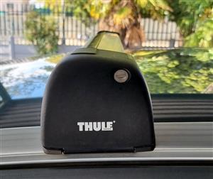 Thule Ranger 90 Roof box and roof rack