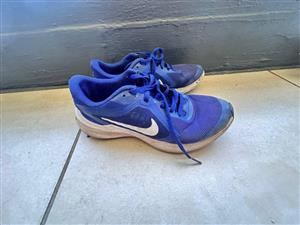 Unwanted clean second hand clothes