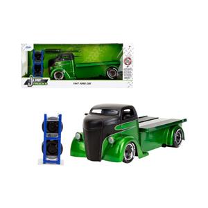 Jada JustTrucks 1947 Ford COE with Tyre Rack Model Car Kit (1:24scale)