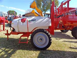 New 2000 ltr trailed boom sprayers available for sale