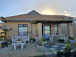 Modern 2 bedroom townhouse within a secure gated complex in Umlele Heights, Kidds Beach