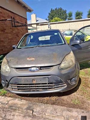 Ford Fiesta  Stripping
