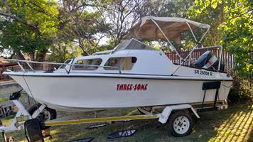 Cabin cruiser for sale
