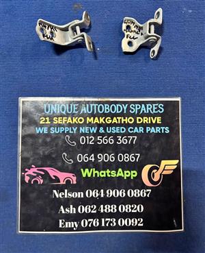 GWM M4 / Haval H1 Left Door Hinge Set