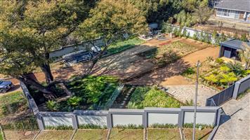 Full Title Vacant Stand – Val-de-Grace!