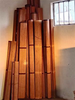 Blinds for sell in great condition