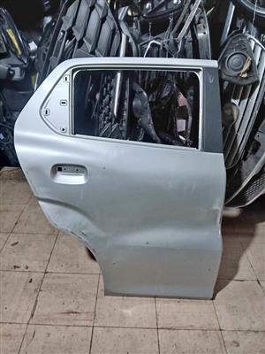 Suzuki s persso door