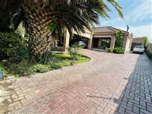 House For Sale in Evander