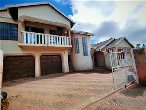 House For Sale in Lenasia South Ext 1