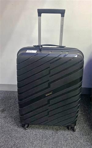 Highlander J 55cm suitcase