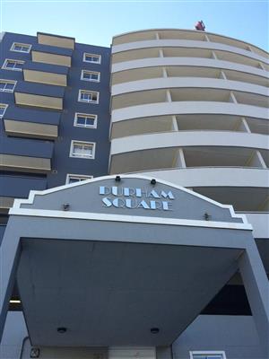 2 Bedroom Apartment/Flat In Salt River.