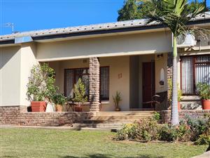 House For Sale in Bonnievale