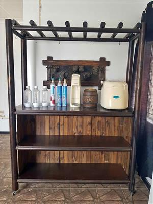 Bar counter on wheels ice machine and more...