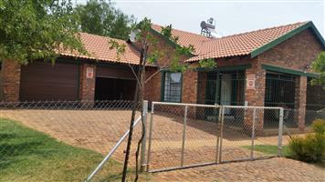 House for Rent on plot De Wildt near school