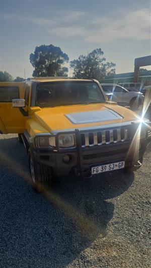 Hummer H3 stripping for parts