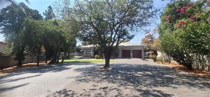 House For Sale in Bendor