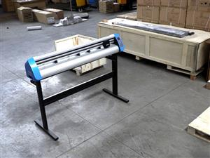 V3-447P V-Smart Contour Cutting Vinyl Cutter 440mm Working Area, Front/Back Cutting