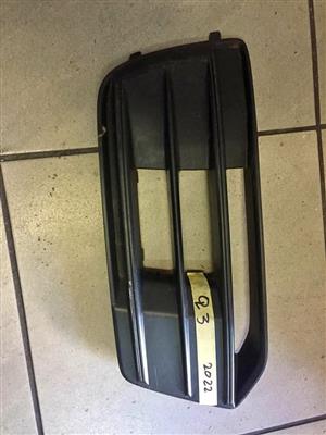 AUDI Q3 down side grills for sell in good condition nice and clean