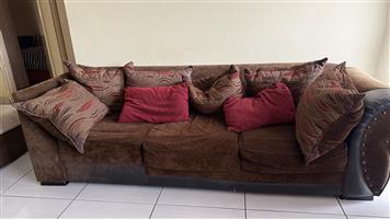 Couch set 