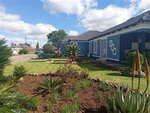House For Sale in Alveda Park