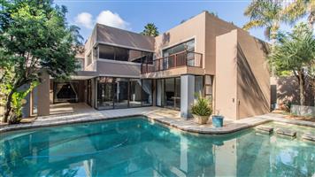 Magnificent Luxury Home in Bedfordview