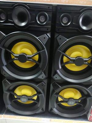 Dixon 1200watts speakers 