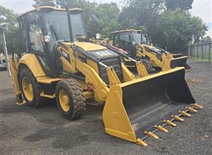 2017 CAT 426F2 4x4 TLB – Excellent Working Condition