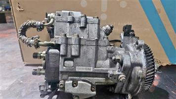 Mitsubishi 4M41 3.2-liter injectors pump