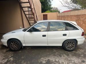 Opel kadett 1.4is
