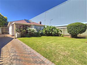 CANT FIND A PET FRIENDLY TOWNHOUSE? - I GOT YOU COVERED!