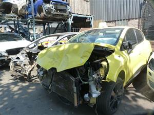 Renault Clio IV 900cc Petrol Manual Yellow -2014 SPARESBOYZ STRIPPING FOR SPARES