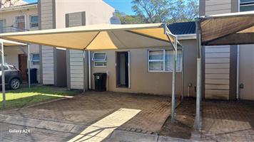 2-Bedroom,  1- Bathroom Townhouse in a Secure Complex in Bonnie Doon – Near Nahoon Beach