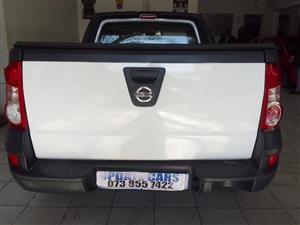 2012 NISSAN NP200 1.6 PETROL MANUAL SERVICE BOOK 74000KM 