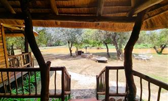 Magnificent 680ha Private Game Farm & Guest Lodge – Between Rustenburg & Koster