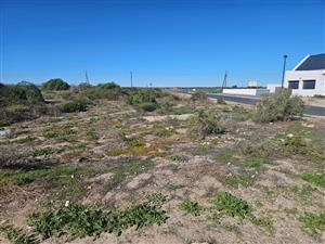 Prime Property for Sale in the Heart of Dwarskersbos – West Coast Gem!