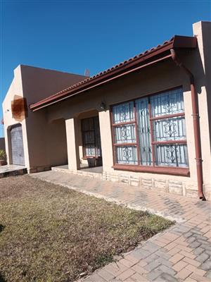 House For Sale in Mabopane