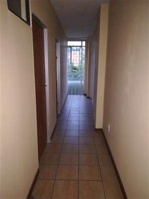 Beautiful rooms to rent in Arcadia -Camara Flat(Cnr Wessels and  Pretorius)