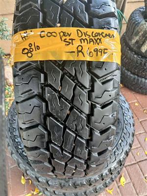 4x 17 Cooper Discoverer ST MAXX