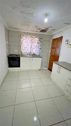 1 bedroom cottage in Soshanguve block vv