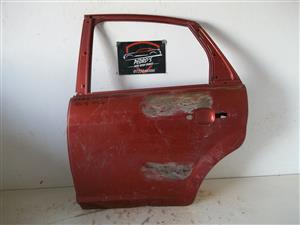 Ford Focus 04-11 left rear door 