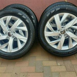VW TIGUAN OEM 18INCH BRAND NEW MAGS AND TYRES 
