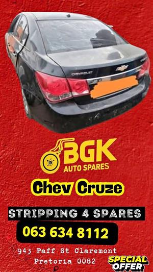 Chev cruze stripping for spares