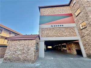 1 Bedroom. On the Bult. Big Potential.