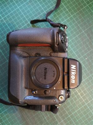 Nikon F5 Pro Film SLR