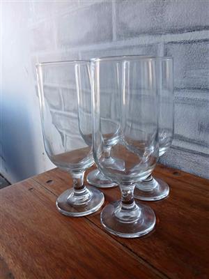4 x High quality glasses