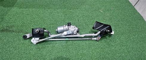 ERTIGA WIPER MECH WITH MOTOR 